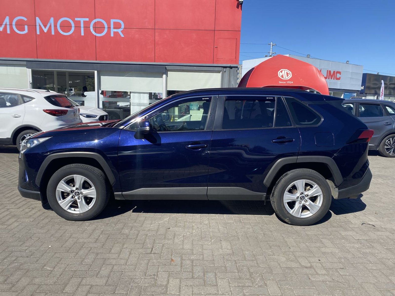 Toyota Rav 4 2.0 Le 4x2 Mt 5p 2022 - Foto 4 de 8