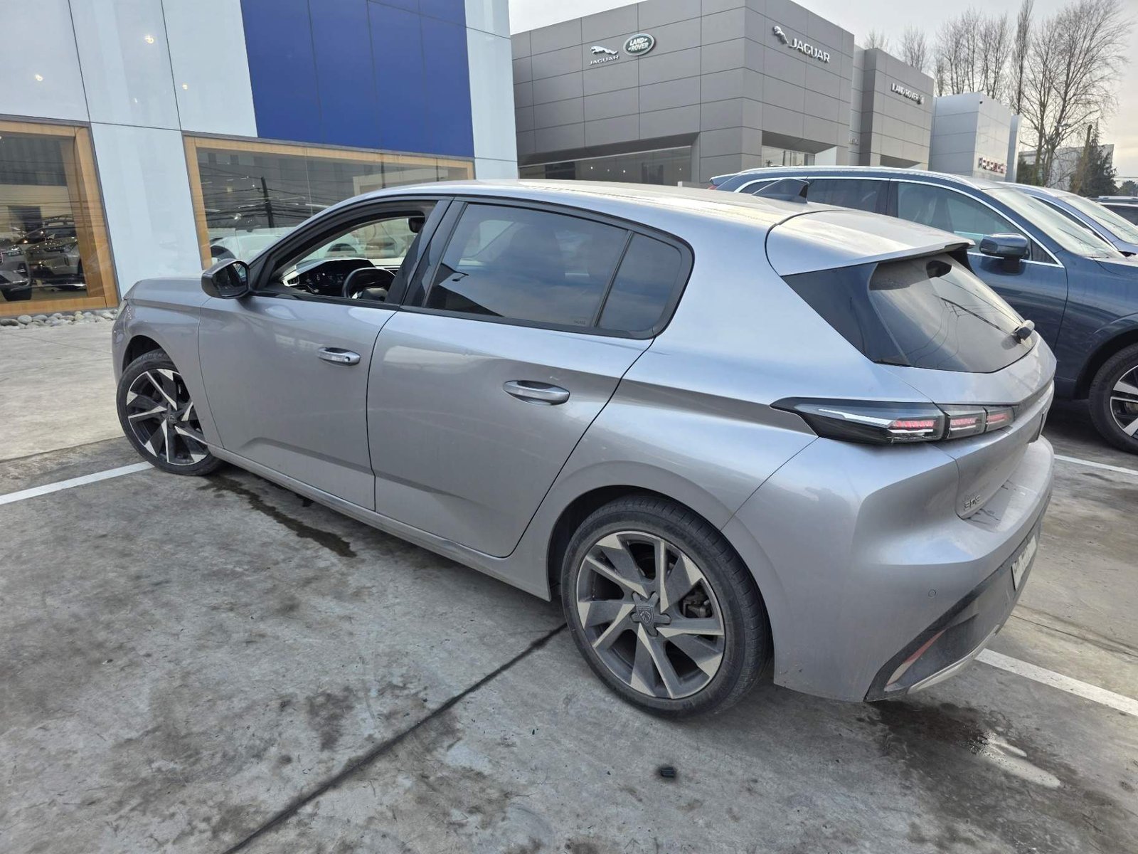 Peugeot 308 1.2 Allure Pack Puretech 130 4x2 Eat8 5p 2023 - Imagen 8 de 8