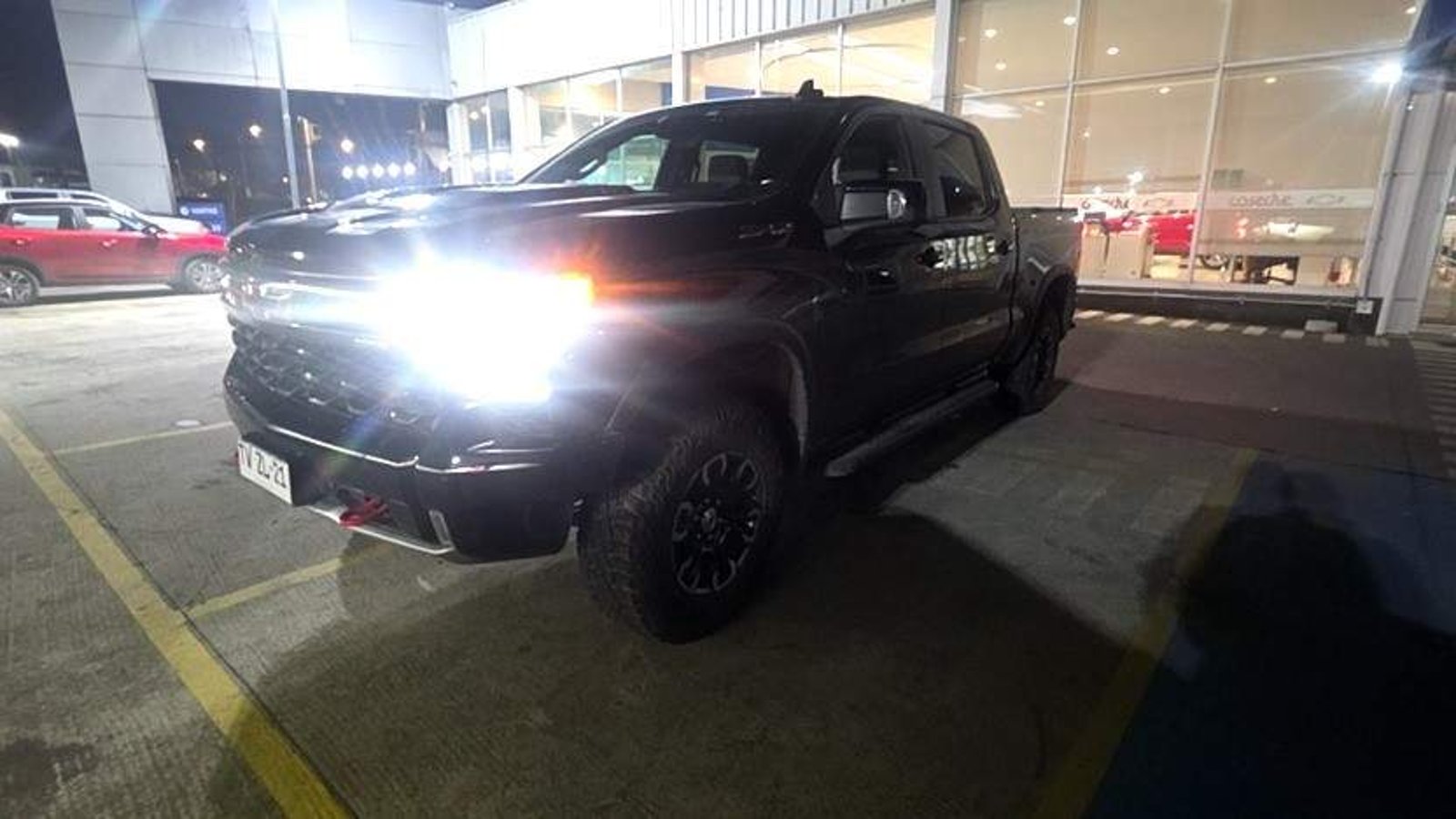 Chevrolet Silverado 6.2 Zr2 R 4x4 At 4p 2025 - Imagen 6 de 8