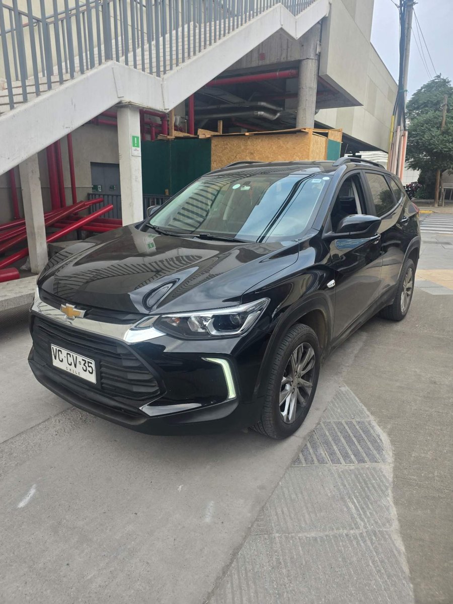 Chevrolet Tracker 1.2t Ltz R 4x2 Mt 5p 2025 - Imagen 6 de 8