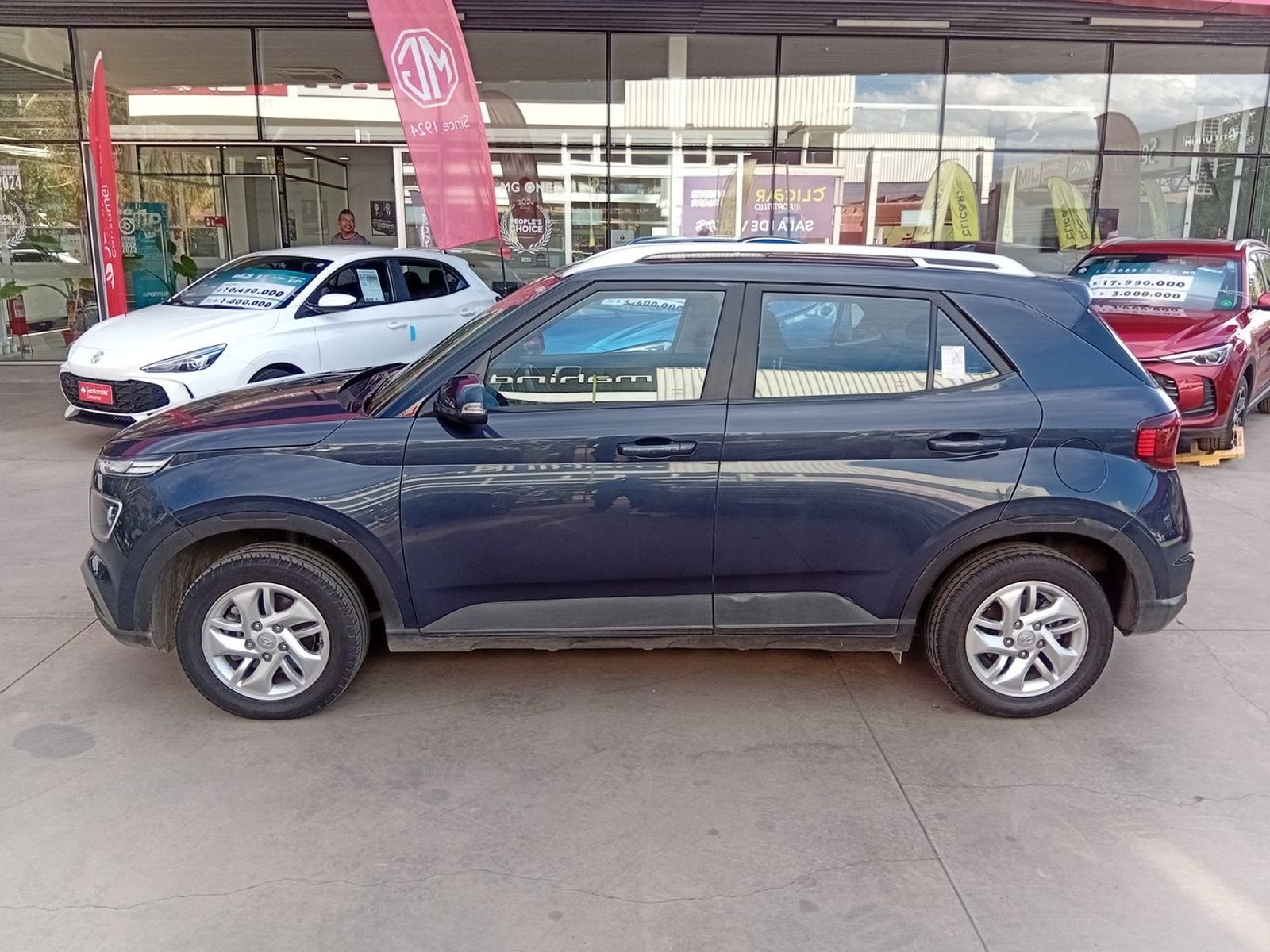 Hyundai Venue 1.6 Qx Value 4x2 Mt 5p 2022 - Foto 4 de 8