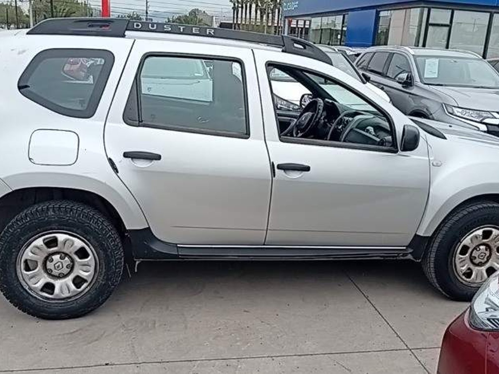 Renault Duster 1.6 Life 4x2 5mt 5p 2018 - Foto 3 de 5