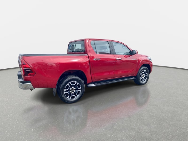 Toyota Hilux 2.8 Srv Diesel 4x4 Dob. Cab. At 4p 2024 - Imagen 7 de 8