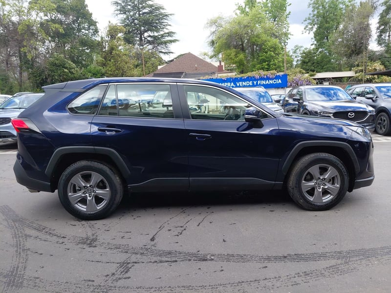 Toyota Rav 4 2.0 Le 4x2 Mt 5p 2024 - Imagen 8 de 8