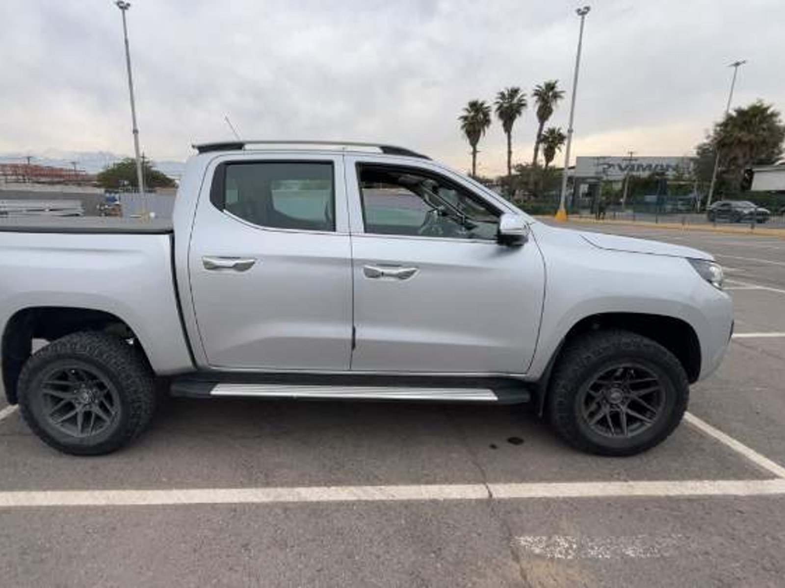 Peugeot Landtrek 2.2 Action4 Bluehdi Diesel 4x4 180hp At 4p 2024 - Foto 3 de 5
