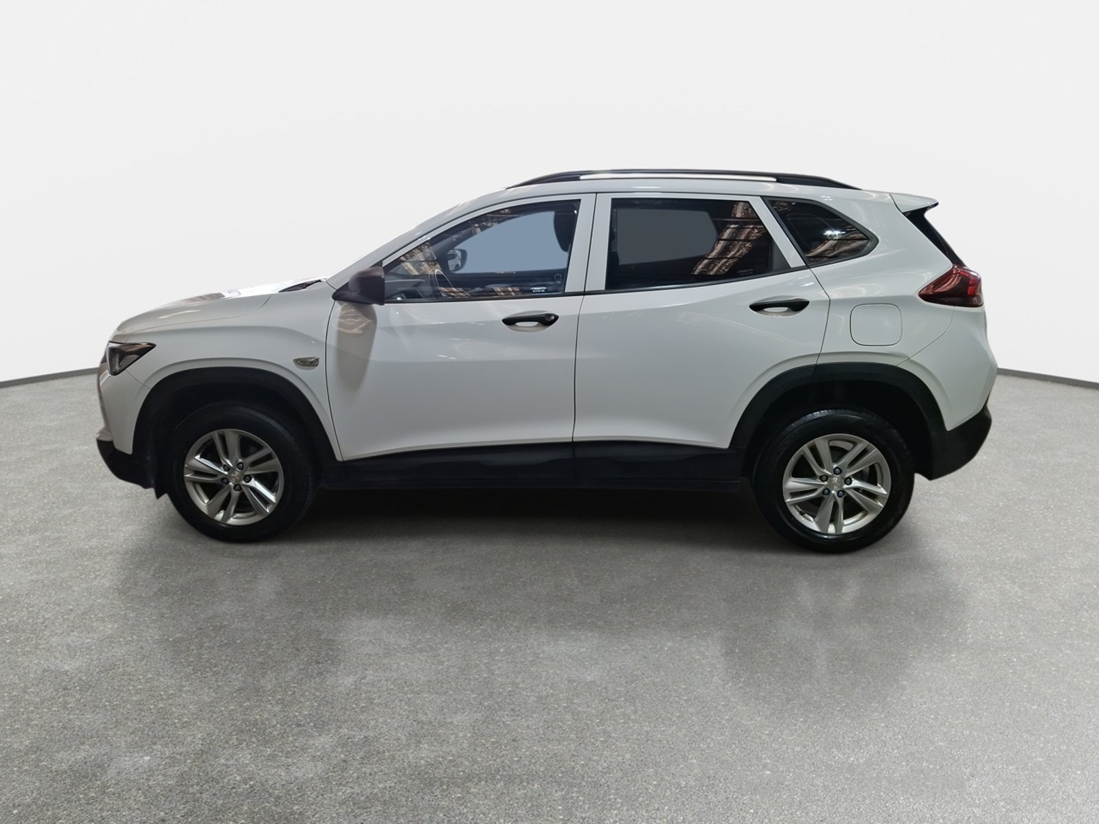 Chevrolet Tracker 1.2t Ls Fwd Mt 5p 2023 - Foto 4 de 8