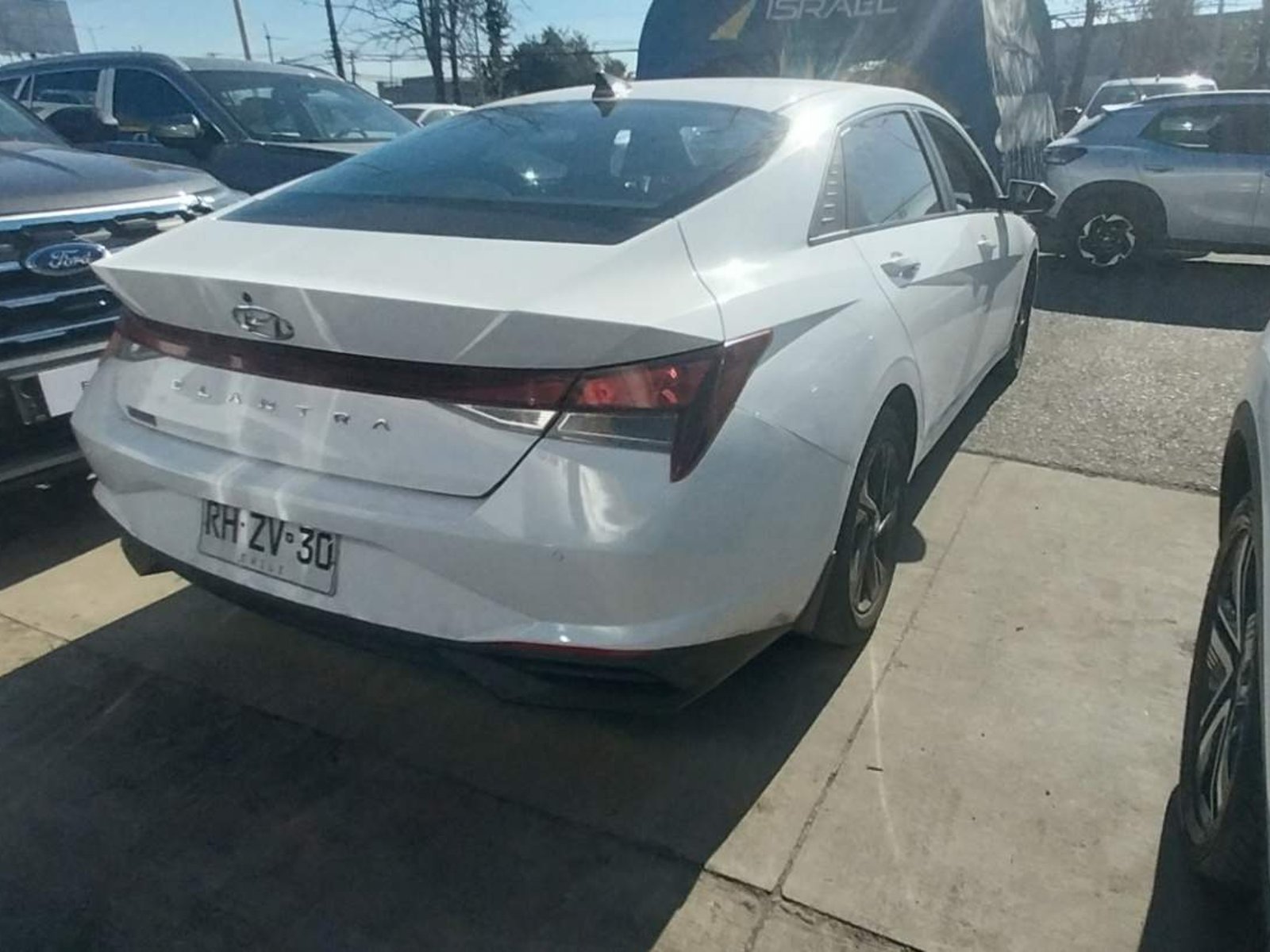 Hyundai Elantra 1.6 Cn7 Plus 4x2 Mt 4p 2022 - Foto 4 de 5