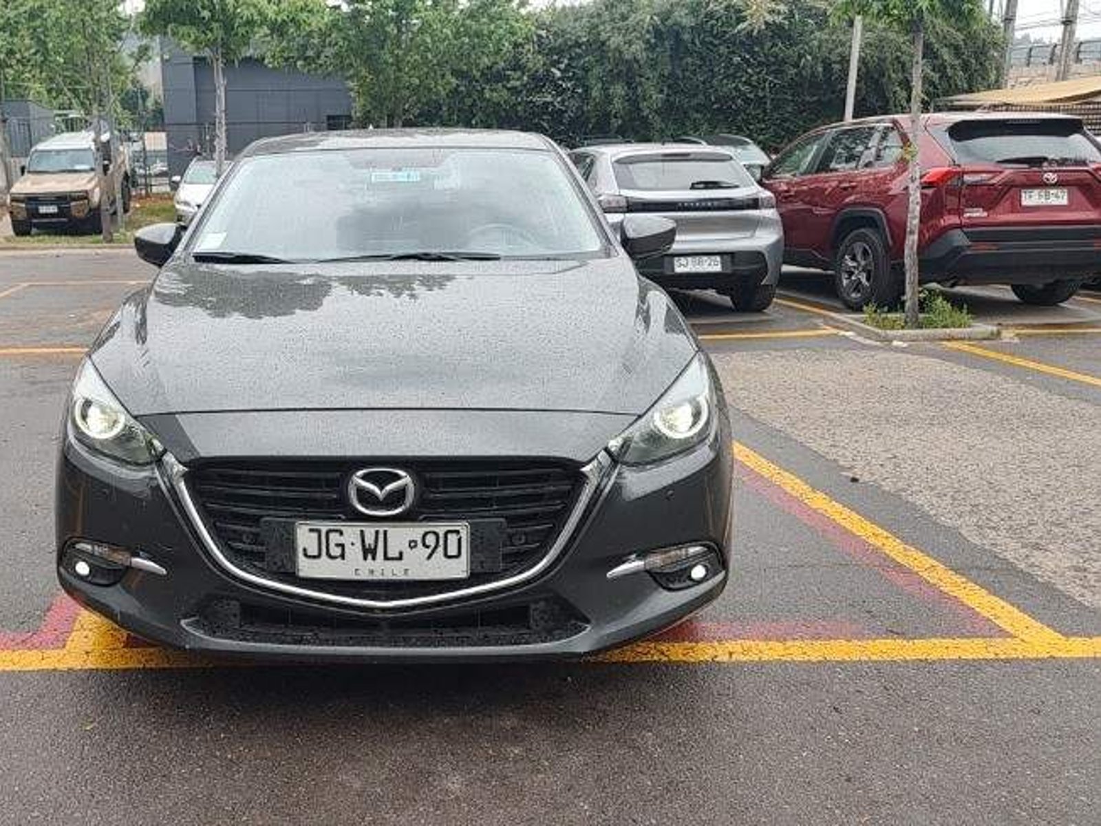 Mazda 3 2.5 Gt 4x2 Sdn Sr Audio Bose Cuero Gps 6at 4p 2017 - Foto 2 de 5
