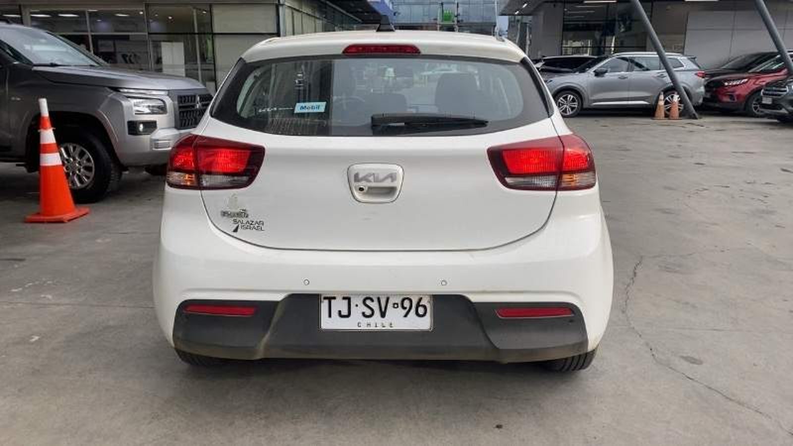 Kia Rio 5 1.4 Ex Full 4x2 Hb Ri 6mt 5p 2024 - Imagen 4 de 4