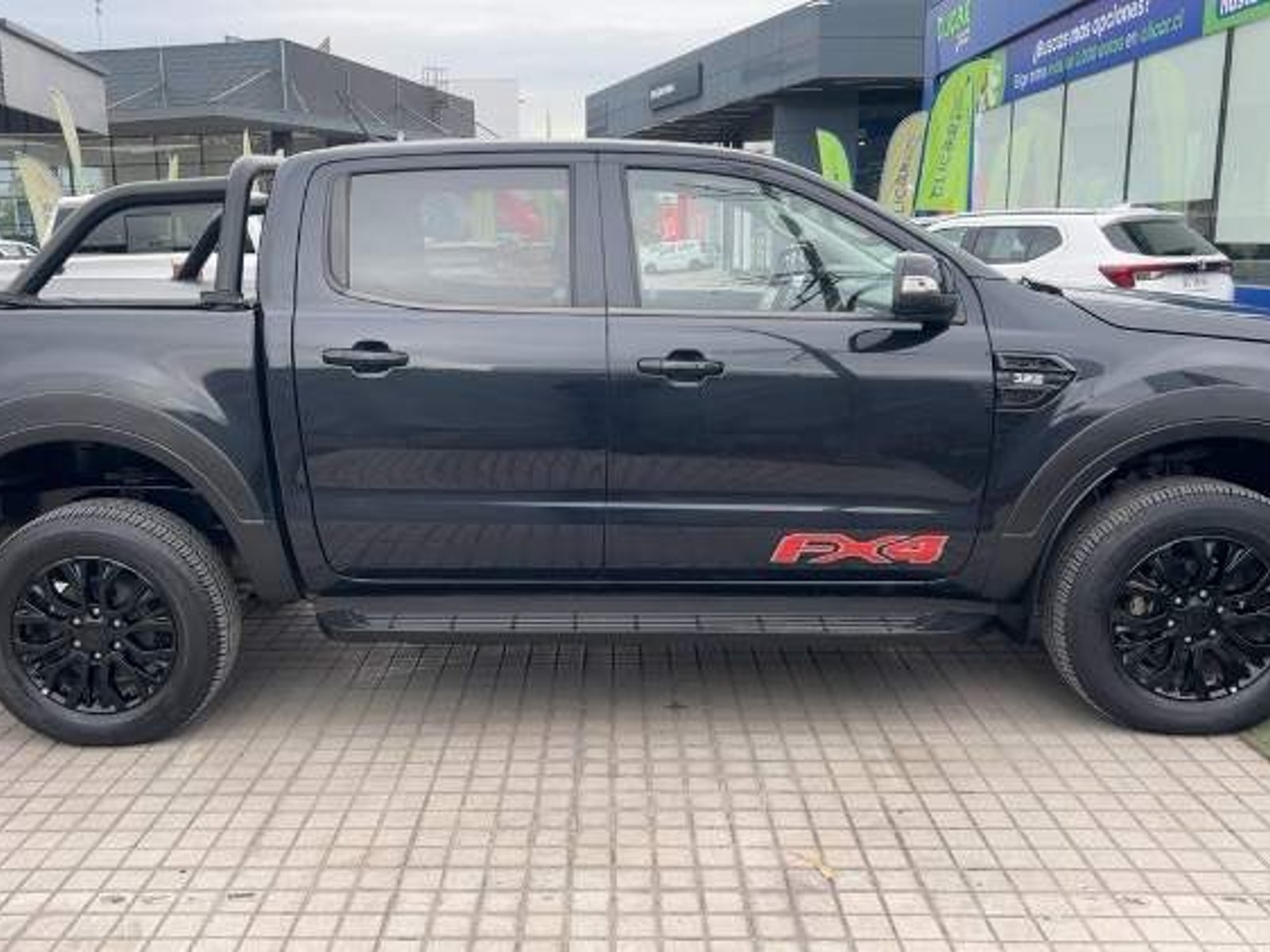 Ford Ranger 3.2 Fx4 Euro 6 Diesel 4x4 Dob. Cab. At 4p 2023 - Foto 3 de 5