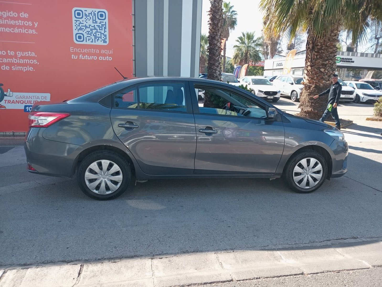 Toyota Yaris 1.5 Gli E 4x2 At 4p 2017 - Imagen 8 de 8