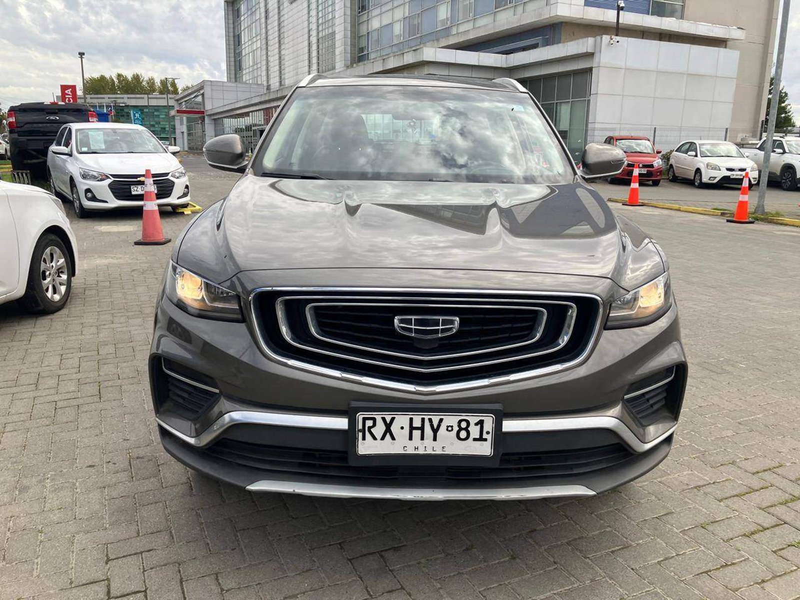 Geely Azkarra 1.5t Comfort 4x2 6at 5p 2022 - Foto 2 de 5