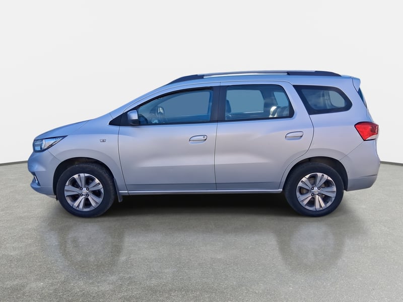 Chevrolet Spin 1.8 Premier 4x2 Mt 5p 2022 - Imagen 4 de 8