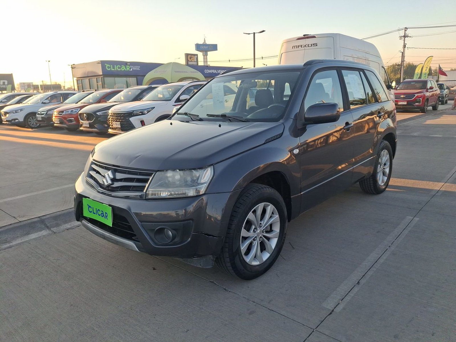 Suzuki Grand Nomade 2.4 Glx Sport 4x2 Mt 5p 2018 - Foto 3 de 8