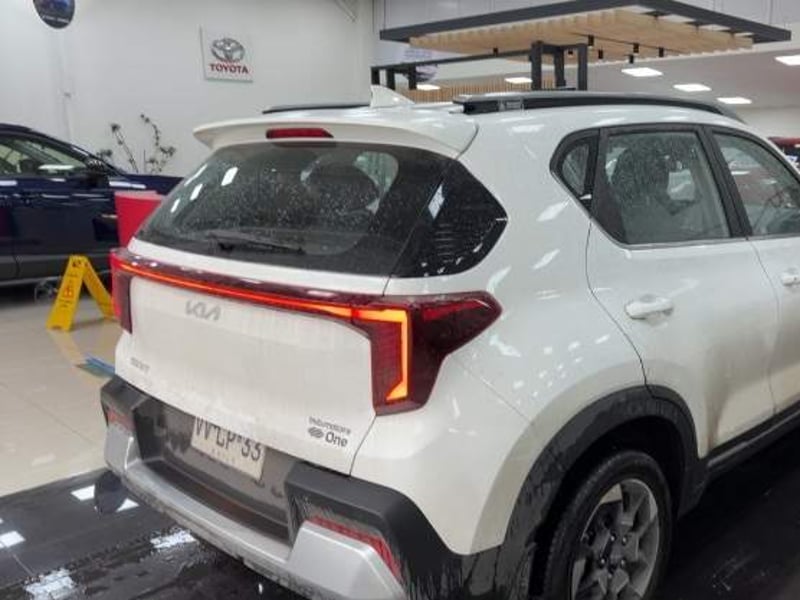 Kia Sonet 1.5 Ex Full 4x2 Ivt At 5p 2026 - Imagen 4 de 5