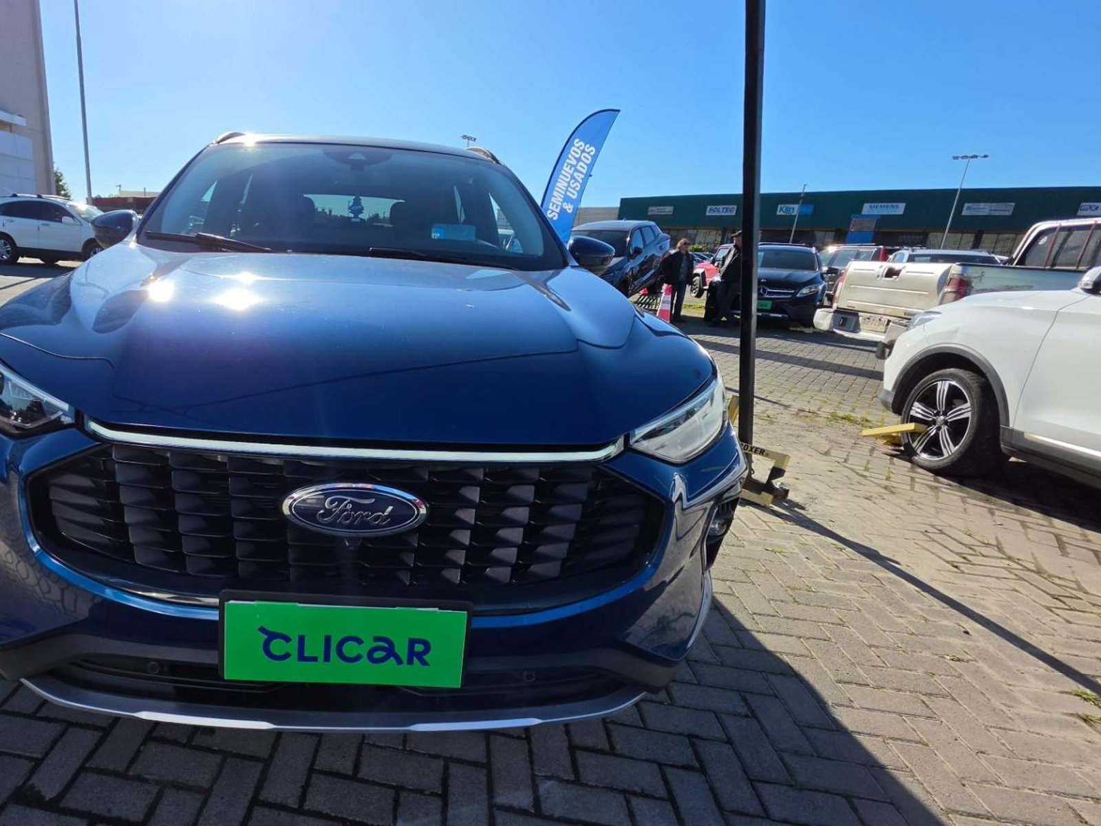 Ford Escape 2.5 Platinum Fhev Hybrid Awd At 5p 2024 - Foto 2 de 5