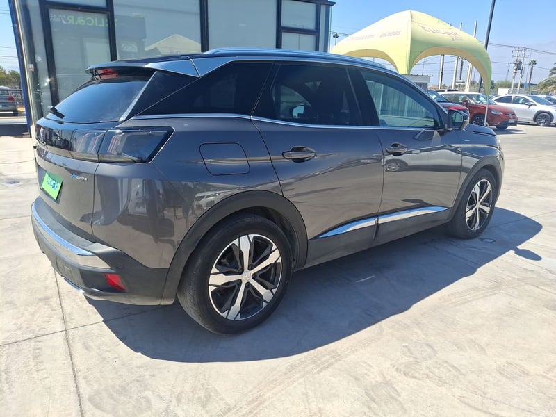 Peugeot 3008 1.6 Gt Hybrid4 300 4x4 Eat8 5p 2023 - Imagen 7 de 8