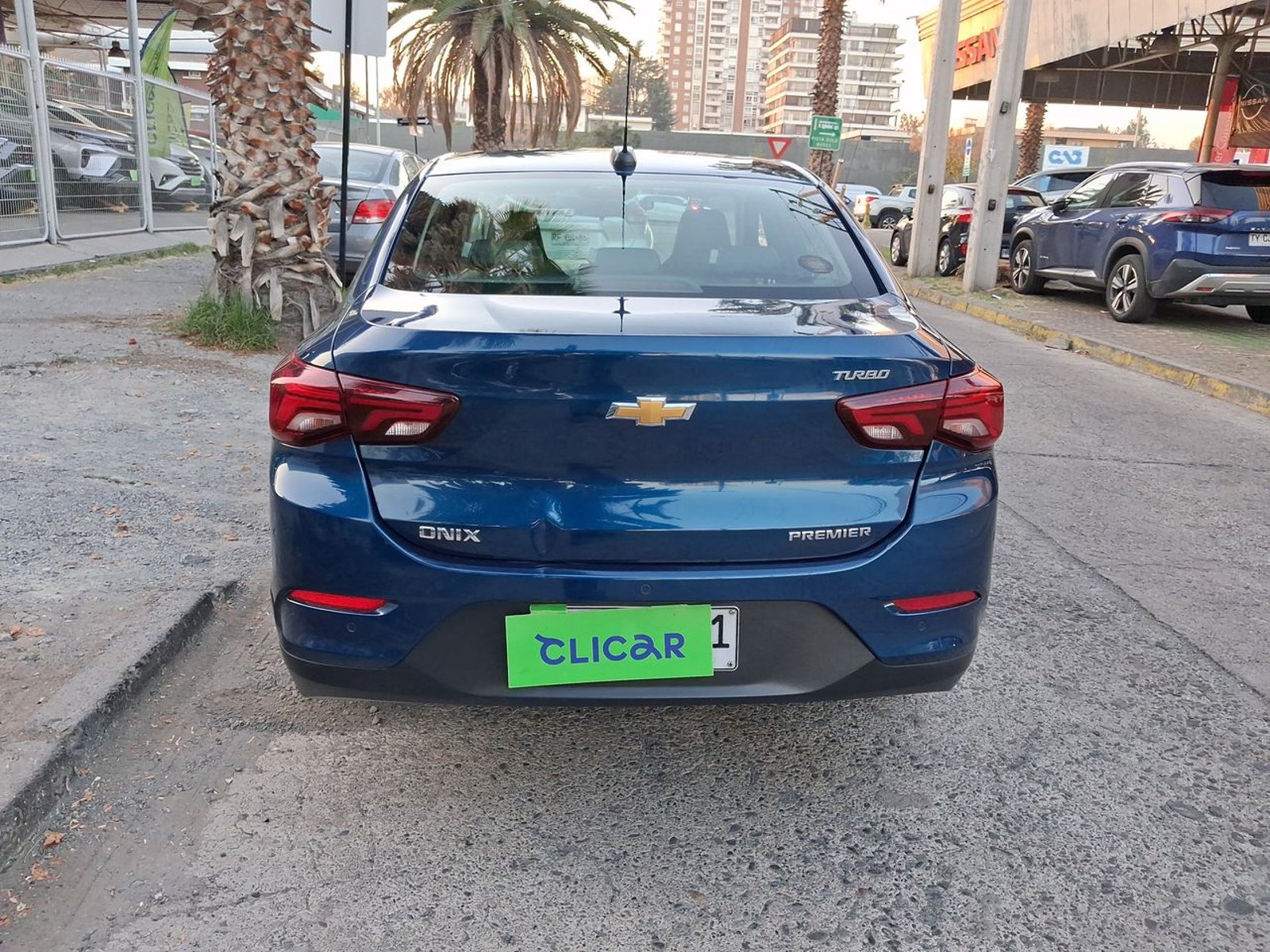 Chevrolet Onix 1.0t Premier 4x2 Sedan At 4p 2021 - Imagen 6 de 8