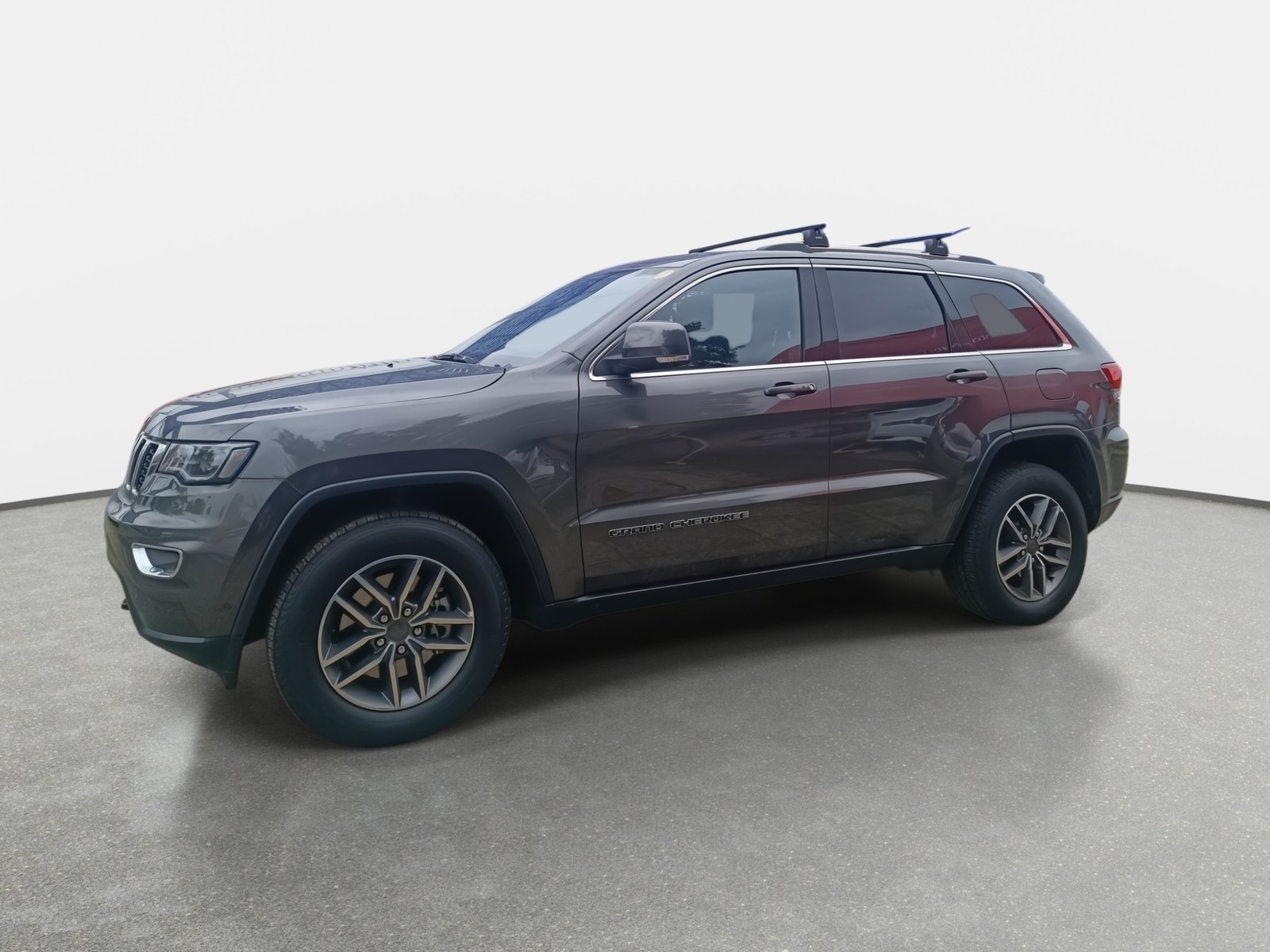 Jeep Grand Cherokee 3.6 Laredo 4x2 At 5p 2021 - Foto 3 de 8