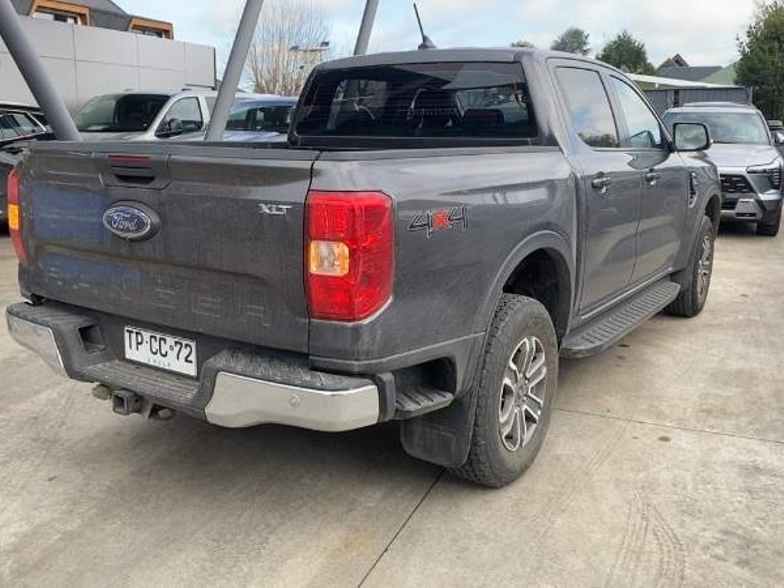 Ford Ranger 2.0 Xlt Diesel 4x4 Dob. Cab. At 4p 2024 - Foto 4 de 5