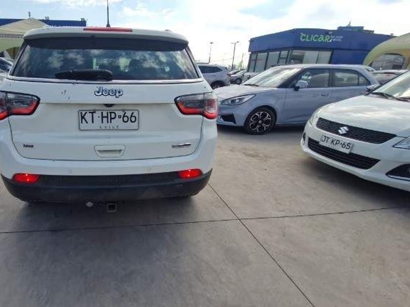 Jeep Compass 2.4 Longitude 4x2 Radio 8.4 9at 5p 2019 - Imagen 5 de 5