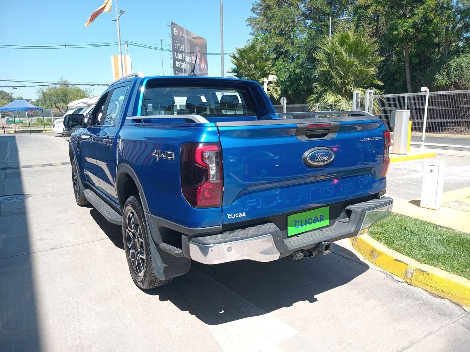 Ford Ranger 3.0 Ltd Diesel 4x4 Dob. Cab. At 4p 2026 - Foto 5 de 8