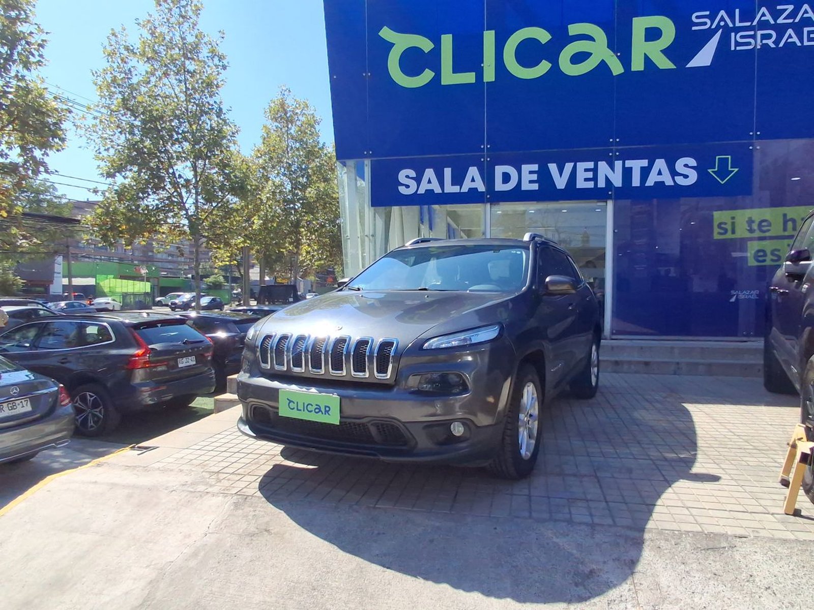 Jeep Cherokee 3.2 Limited 4x4 At 5p 2018 - Foto 2 de 8