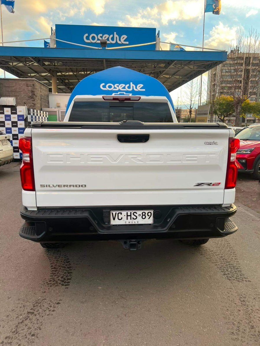 Chevrolet Silverado 6.2 Zr2 R 4x4 At 4p 2025 - Imagen 5 de 5