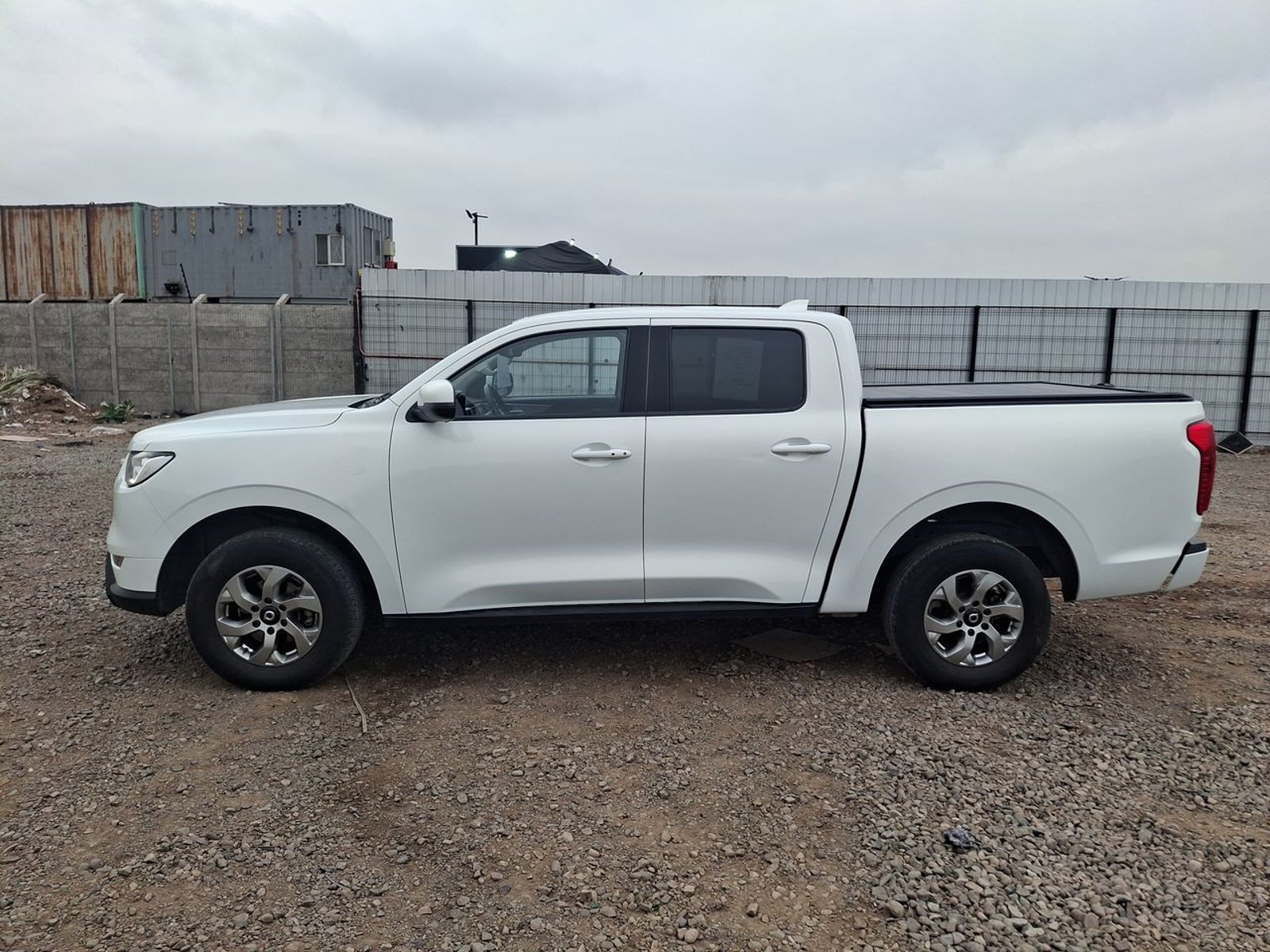 Great Wall Poer 2.0t Deluxe Diesel Dob. Cab. 4x4 Mt 4p 2022 - Foto 4 de 8