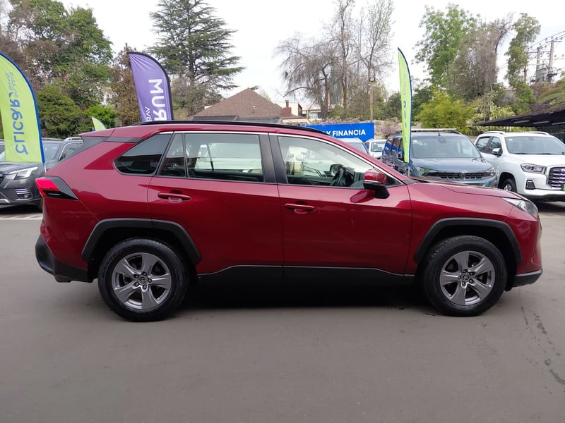 Toyota Rav 4 2.0 Le 4x2 Mt 5p 2023 - Imagen 8 de 8