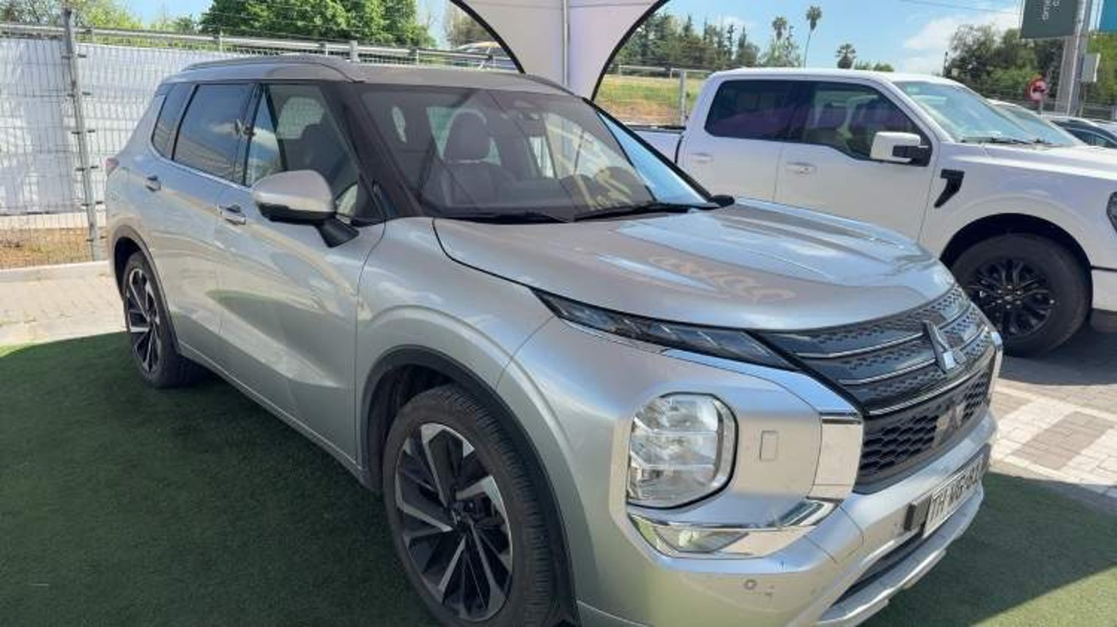 Mitsubishi Outlander 2.5 Gls Limited 4x4 At… 2024