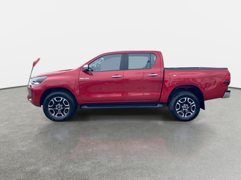 Toyota Hilux 2.8 Srv Diesel 4x4 Dob. Cab. At 4p 2024 - Imagen 4 de 8