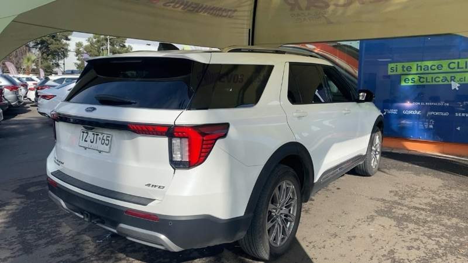 Ford Explorer 2.3 Ecoboost Platinum 4wd At 5p 2025 - Imagen 4 de 5