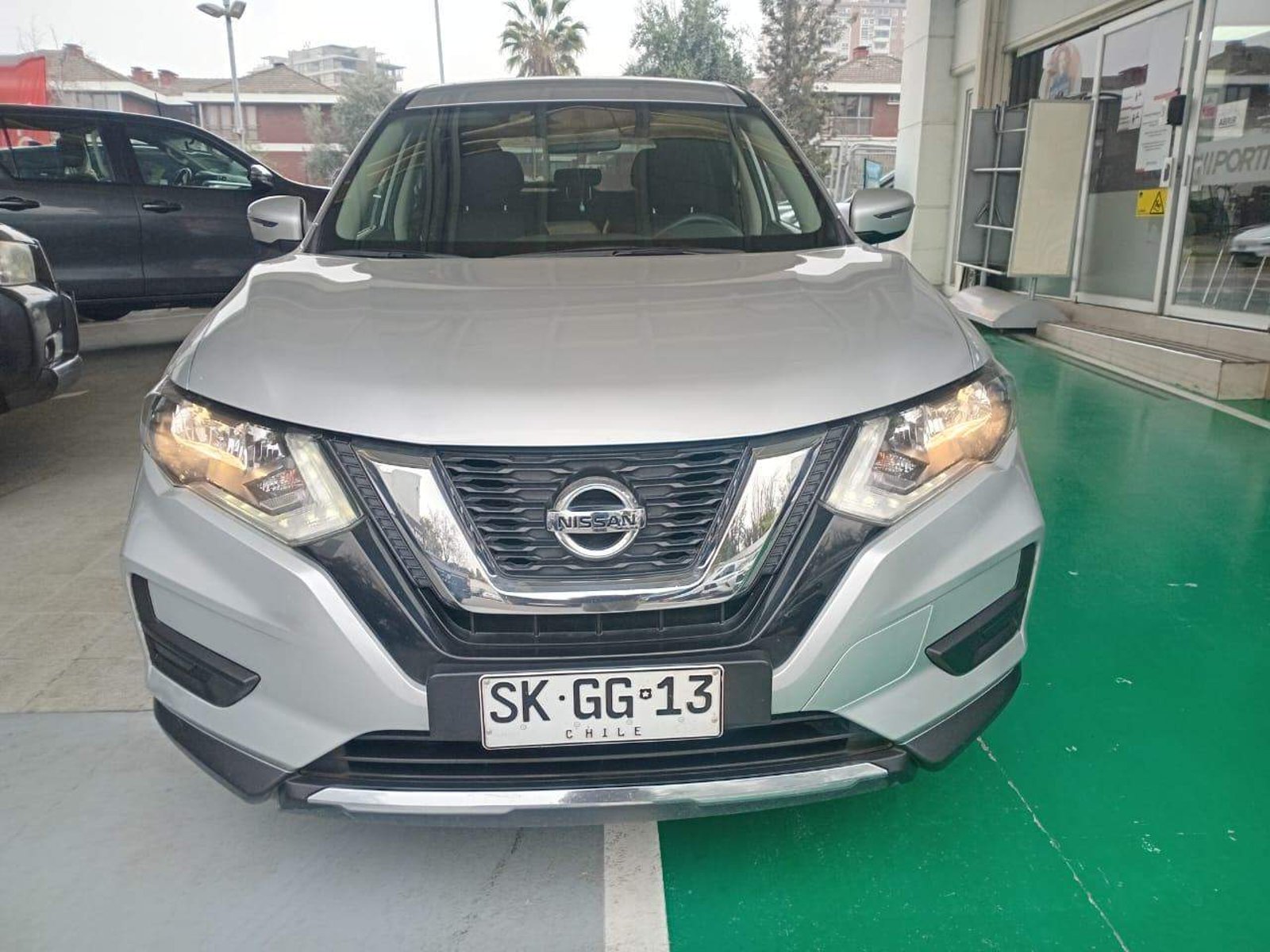 Nissan X-trail 2.5 Sense 4x2 2row Cvt At 5p 2023 - Foto 2 de 5