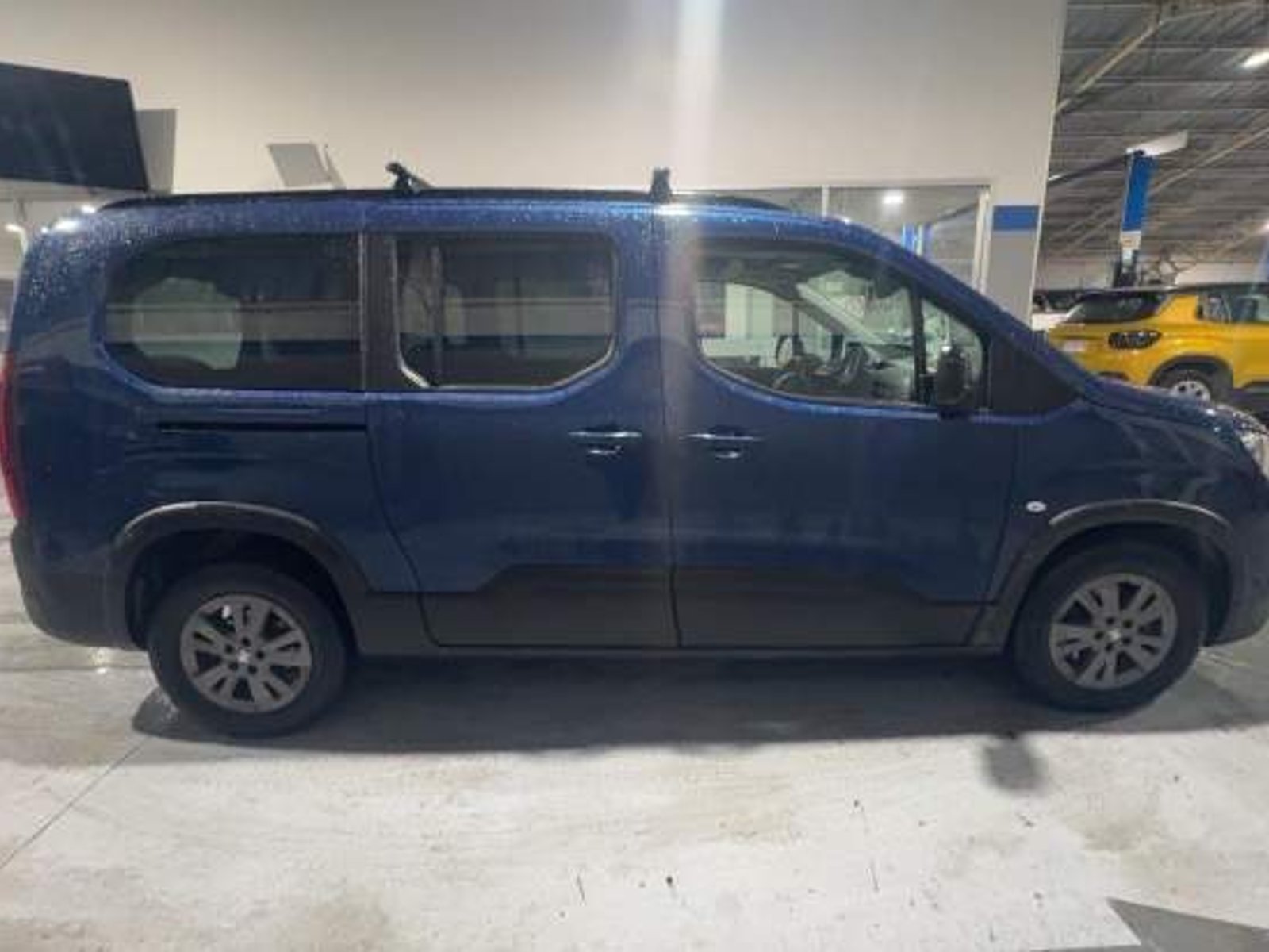 Peugeot Rifter 1.2 Allure Puretech 130hp 4x2 Eat8 5p 2024 - Foto 3 de 5