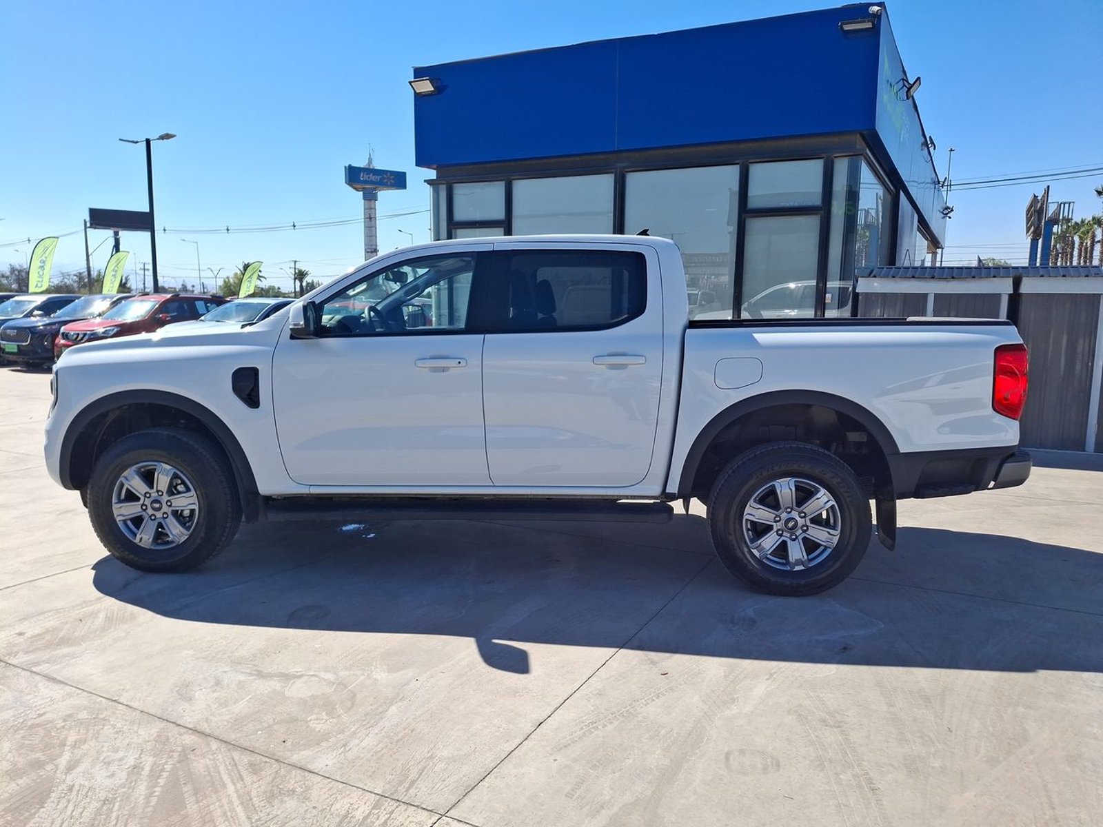 Ford Ranger 2.0 Xls Diesel 4x2 Dob. Cab. Mt 4p 2026 - Foto 4 de 8