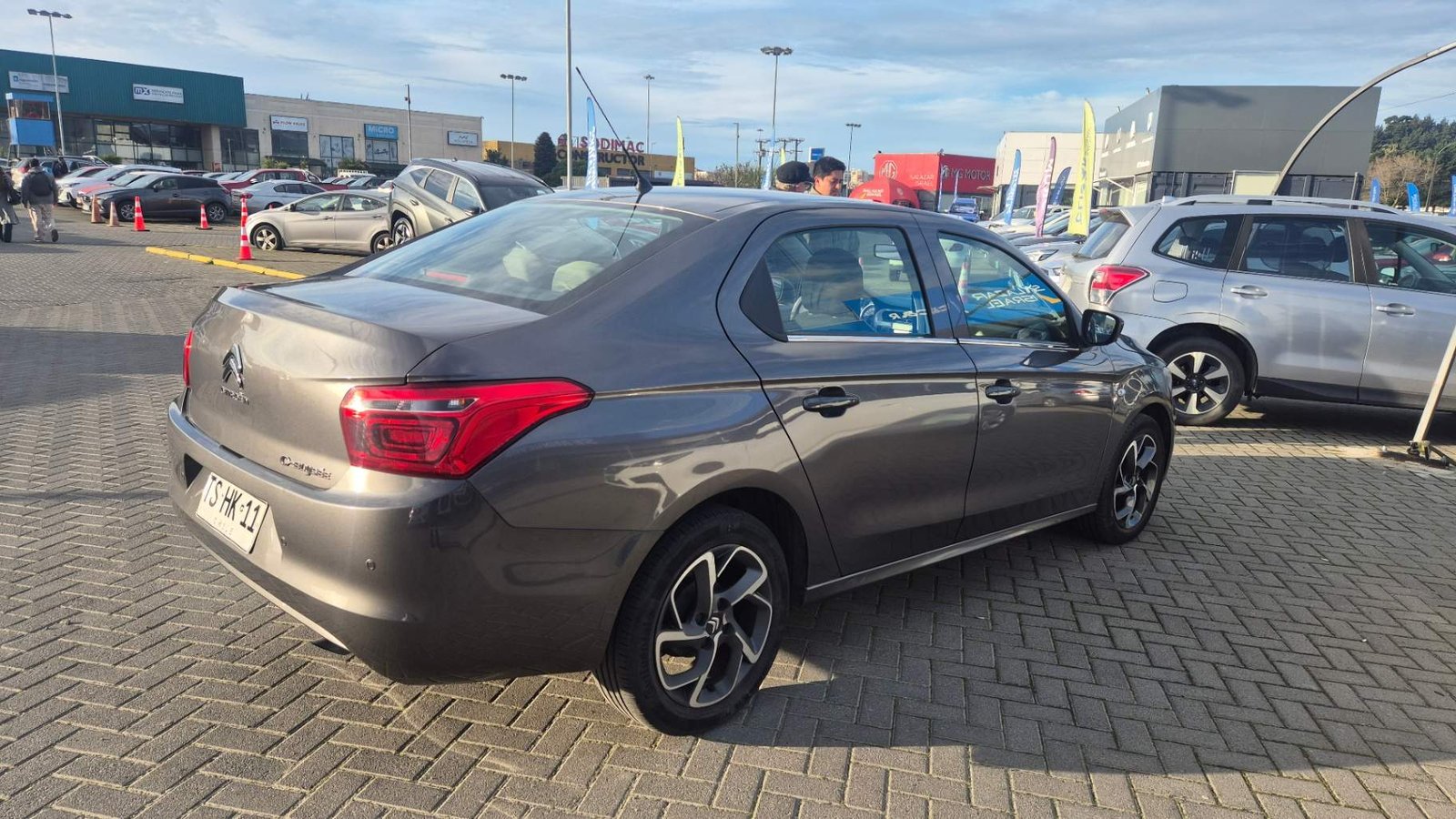 Citroën C-elysee 1.5 Feel Pack Hdi Diesel 4x2 100 Bvm Mt 4p 2024 - Imagen 4 de 5