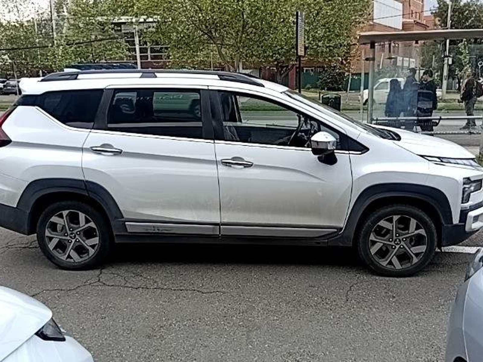 Mitsubishi Xpander 1.5 Cross 4x2 At 5p 2024 - Foto 3 de 5
