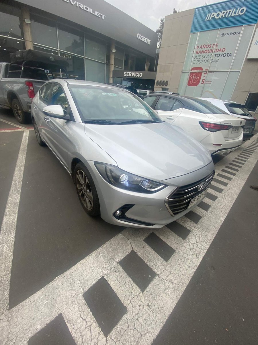 Hyundai Elantra 2.0 Gls 4x2 Ad At 4p 2016