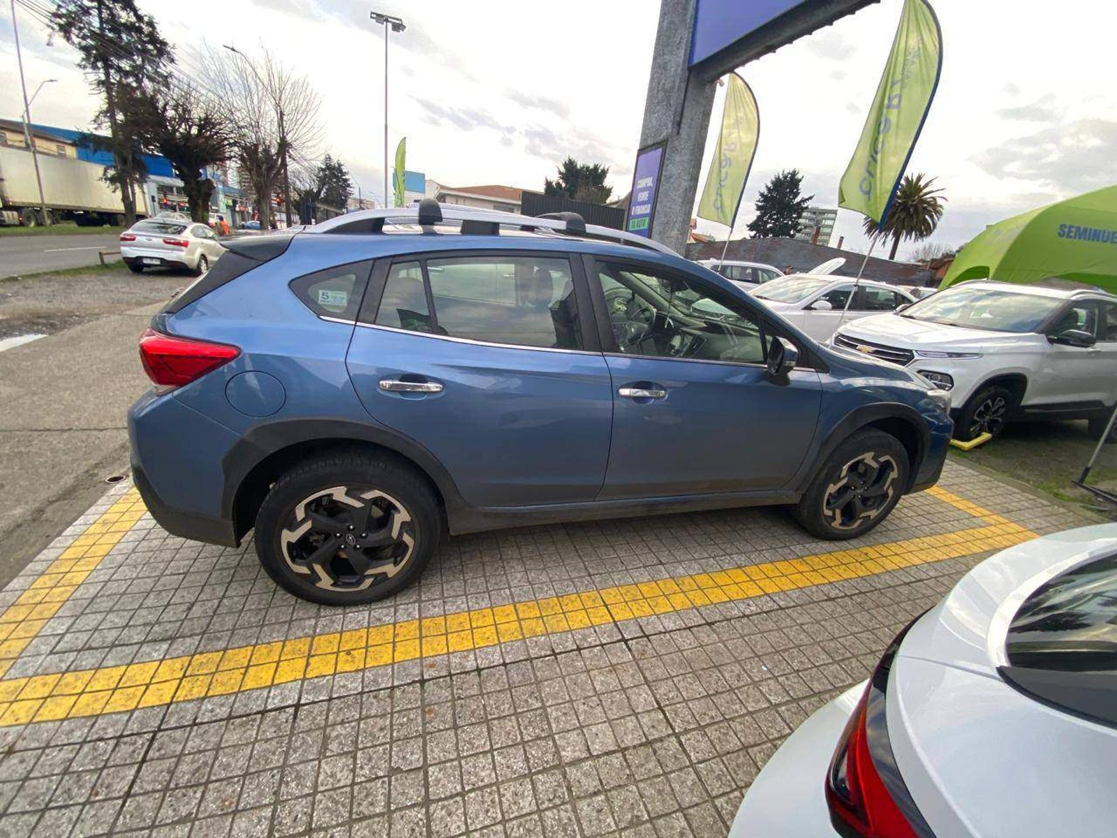 Subaru Xv 2.0i Limited Eyesight Awd Cvt At 5p 2023 - Imagen 3 de 5