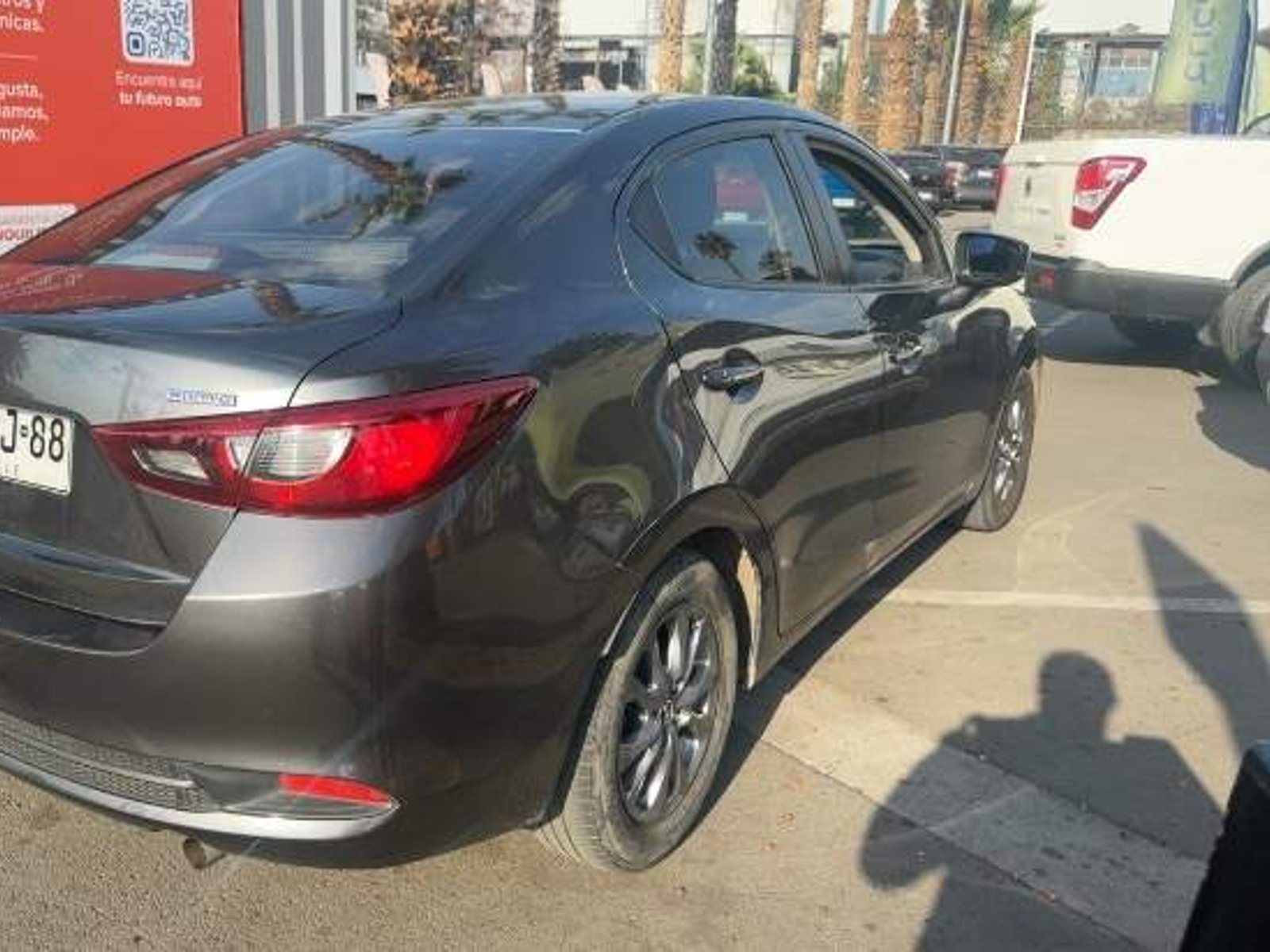 Mazda 2 1.5 S 4x2 Sdn 6mt 4p 2023 - Foto 4 de 5