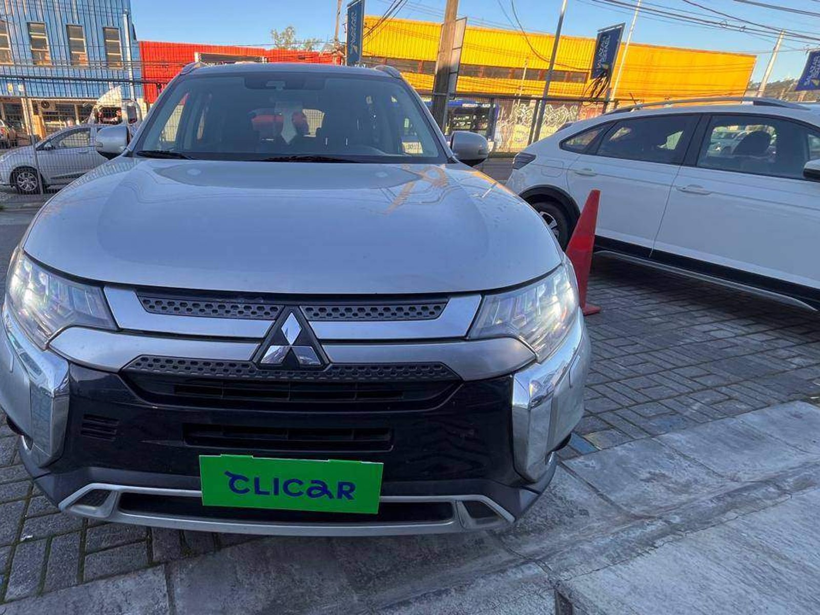 Mitsubishi Outlander 2.4 Glx 4x4 At 5p 2021 - Foto 2 de 5