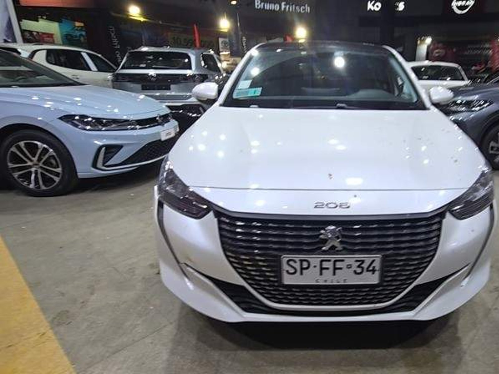 Peugeot 208 1.2 Puretech Active Pack 75 4x2 Mt 5p 2023 - Foto 2 de 5