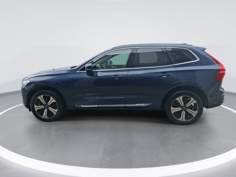 Volvo Xc60 2.0 T8 Recharge Plus Hybrid Awd At 5p 2025 - Imagen 4 de 8