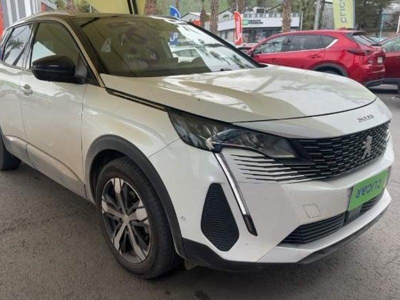 Peugeot 3008 1.5 Allure Pack Bluehdi 130 4x2 Eat8 5p 2024