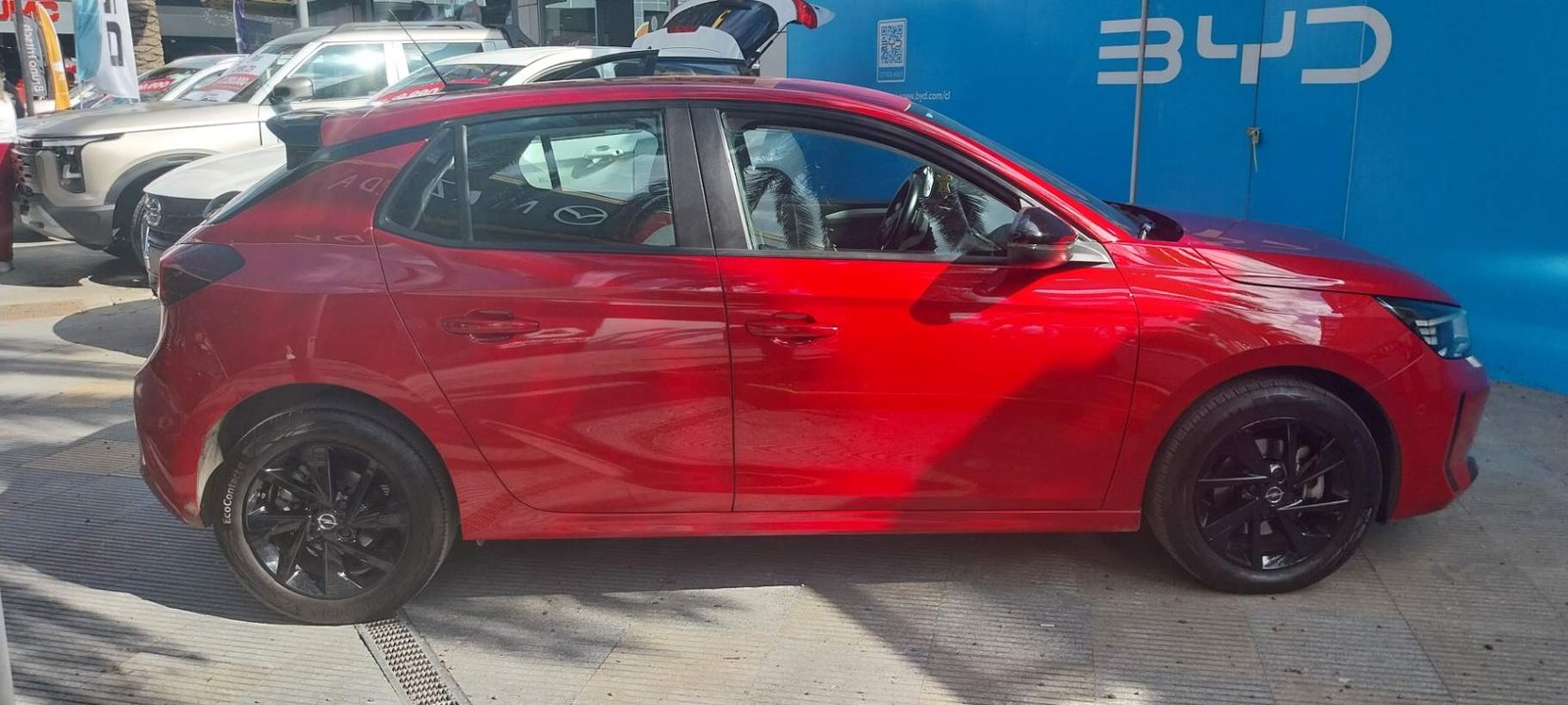 Opel Corsa 1.2t Edition 100hp 4x2 At8 5p 2024 - Imagen 3 de 5