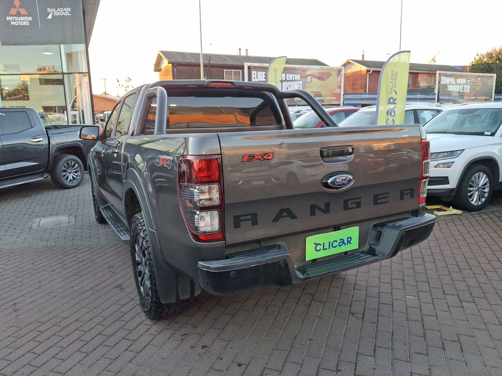Ford Ranger 3.2 Fx4 4x4 Diesel Dob. Cab. At 4p 2023 - Foto 5 de 8