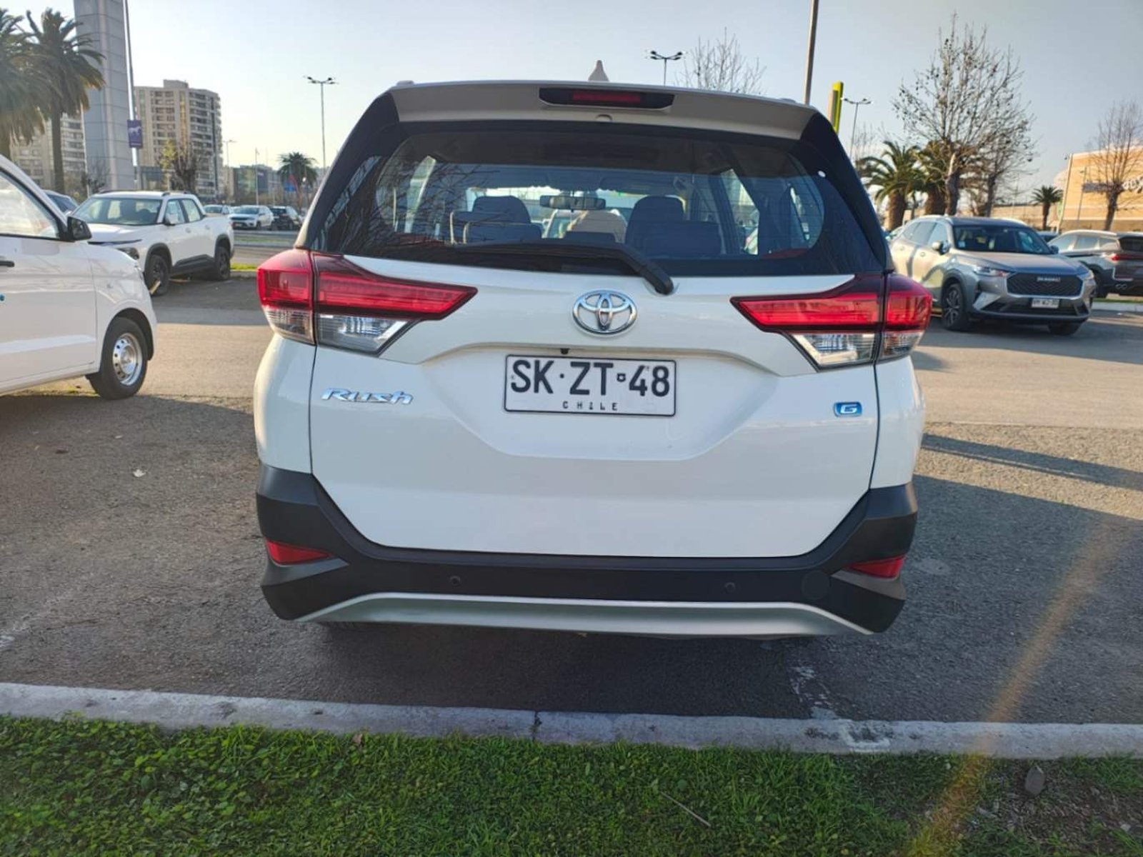 Toyota Rush 1.5 Xli 4x2 At 5p 2023 - Foto 5 de 5