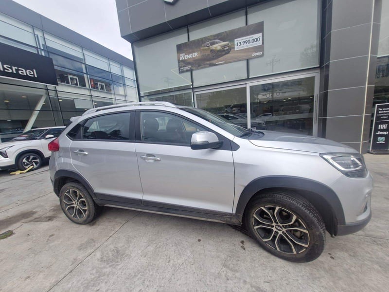 Chery Tiggo 2 1.5 Vvt Gls 4x2 Mt 5p 2022 - Imagen 3 de 5