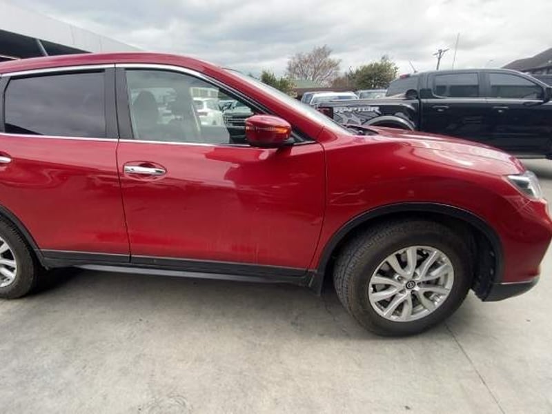 Nissan X-trail 2.5 Sense Mc 4x2 Cvt At 5p 2022 - Imagen 3 de 5
